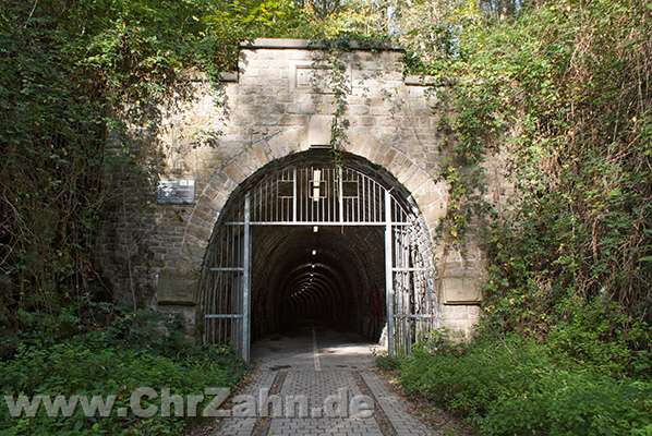 Tunnelportal.jpg - Tunnelportal Schulenbergtunnel