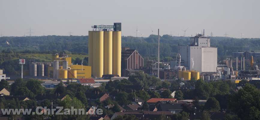 Stadthafen_Hamm.jpg - Stadthafen Hamm von der Kissinger Höhe aus gesehen, der Kanal ist nicht erkennbar