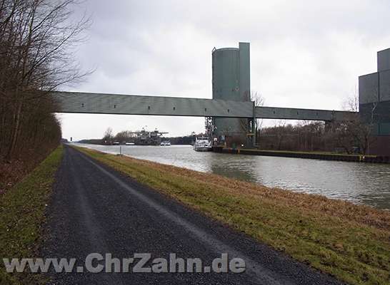 Bandbruecke.jpg - Bandbrücke für Kohlentransport von stillgelegten Bergwerk Monopol Schacht Grimberg 1/2 zum Kraftwerk Bergkamen