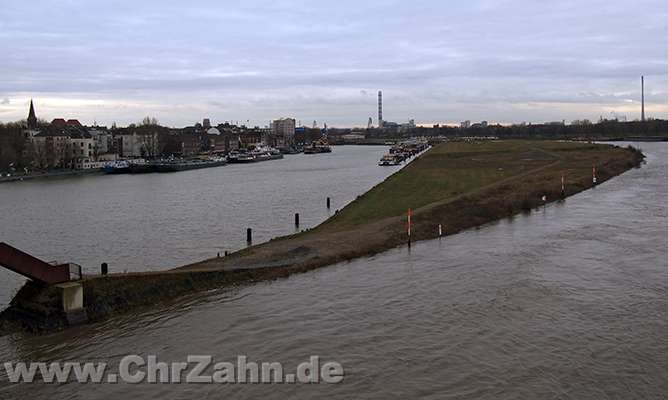 Hochwasser4.jpg - Hochwasser in Duisburg