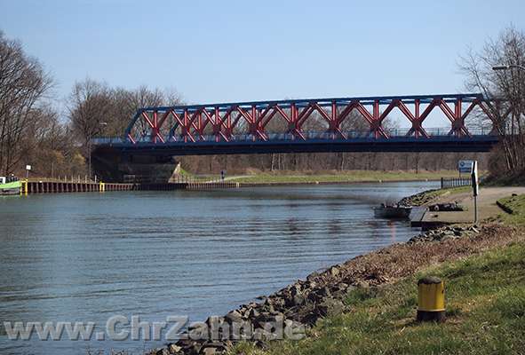 Bruecke.jpg - Brücke über den Wesel-Datteln-Kanal bei Flaesheim