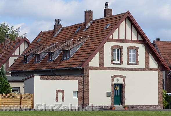 Zechenhaus.jpg - Wohnhaus in der Müsendrei in Hattingen-Welper, errichtet von der Henrichshütte